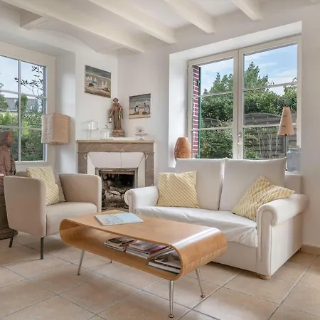 Dom wakacyjny Maison De Caractere A 100 Metres De La *