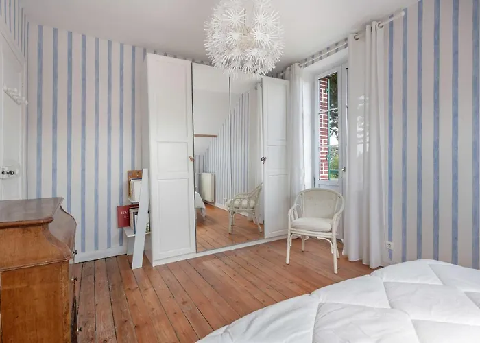 Maison De Caractere A 100 Metres De La * 勒宝利古恩